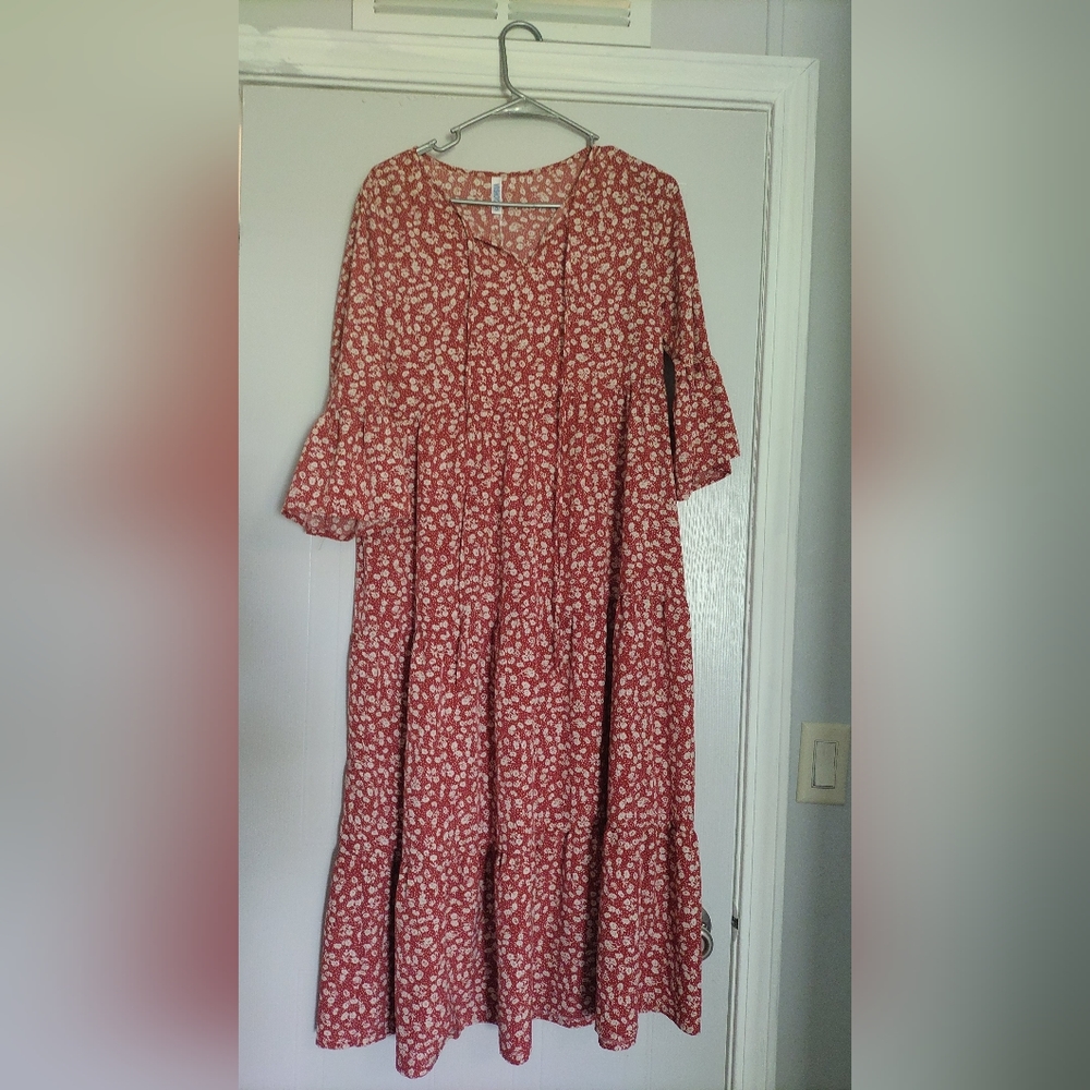 Long red dress without belt